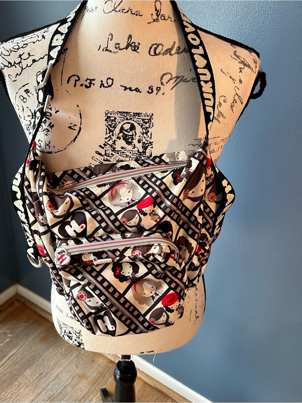 Harajuku Lovers Film Strip Small Cross Body Bag